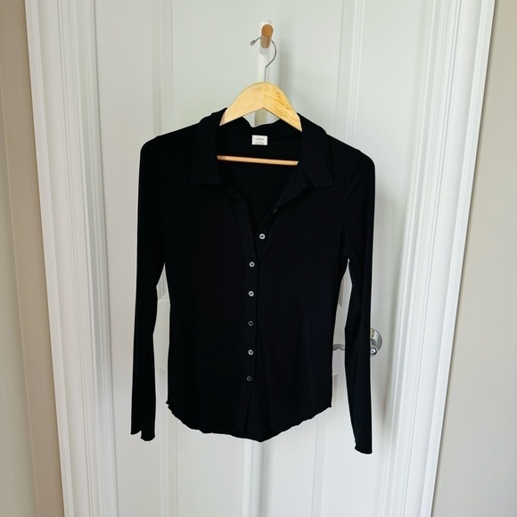 Aritzia Wilfred Black Button Up - Picture 2 of 7